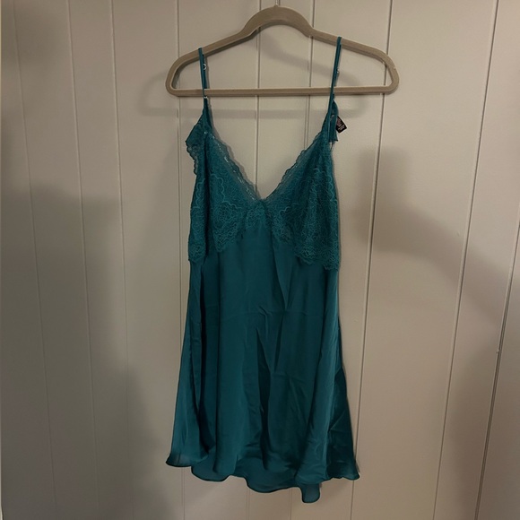 victoria’s secret lingerie - Picture 1 of 5